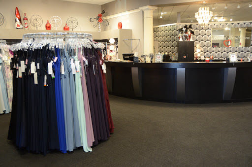 Bridal Shop «Bridal Traditions», reviews and photos, 2737 S 140th St, Omaha, NE 68144, USA