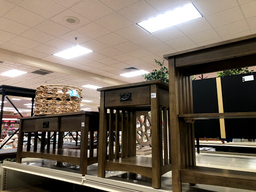 Home Goods Store «Christmas Tree Shops», reviews and photos, 28-34 Broadway, Lynnfield, MA 01940, USA