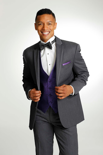 Bridal Shop «Darianna Bridal & Tuxedo», reviews and photos, 241 Easton Rd, Warrington, PA 18976, USA