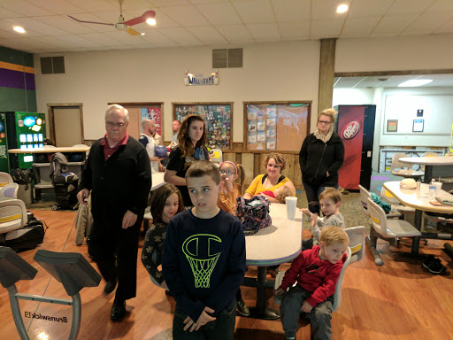 Bowling Alley «Northside Lanes», reviews and photos, 6 Richards Ave, Winchester, VA 22601, USA