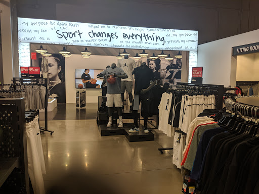 Nike Community Store