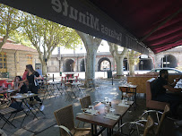 Atmosphère du Restaurant Poum And Cow à Nîmes - n°1