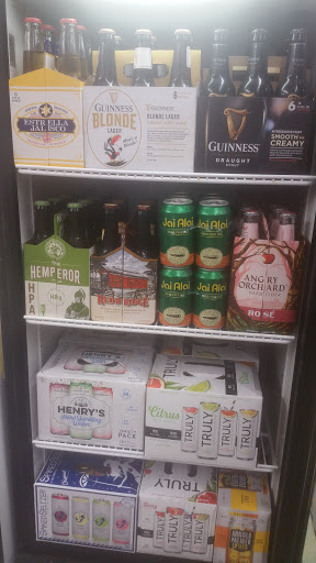 Pizza Takeaway «Memphis Party Store», reviews and photos, 80183 Main St, Memphis, MI 48041, USA