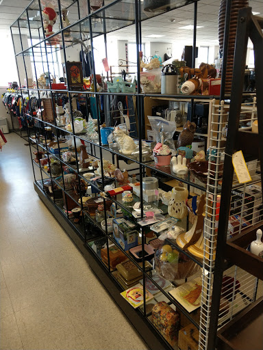 Thrift Store «Thrift Shop», reviews and photos, 1676 Brookley Ave, Joint Base Andrews, MD 20762, USA