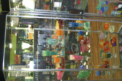 Tobacco Shop «Hypnotized Smoke Shop», reviews and photos, 2967 Patterson Rd, Florissant, MO 63031, USA