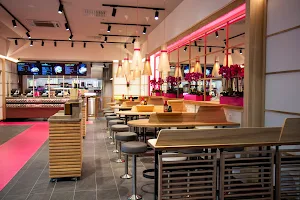 itsu Brussels Airport image