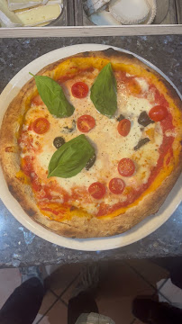 Aliment-réconfort du Restauration rapide Pizzeria pompignan mamamia au feu de bois - n°20