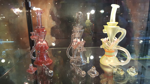 Tobacco Shop «Smoking Buddha Shop», reviews and photos, 972 W 18th, Chicago, IL 60607, USA