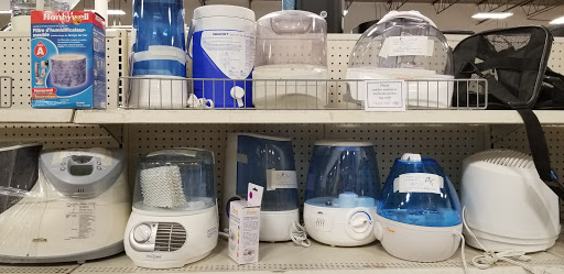 Thrift Store «Clothes Less Traveled», reviews and photos