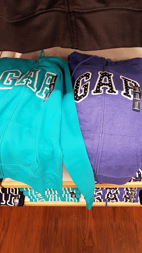 Clothing Store «Gap Outlet», reviews and photos, 8225 Vineland Ave, Orlando, FL 32821, USA