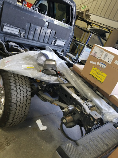 Auto Body Shop «Minton Body Shop», reviews and photos, 3210 Venture Blvd, Bloomington, IN 47404, USA