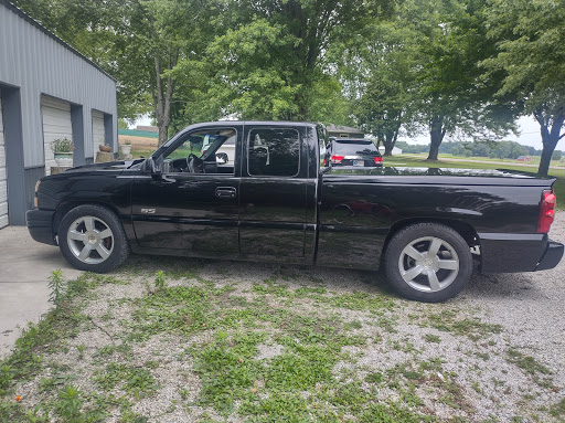 Auto Body Shop «Automotive Unlimited», reviews and photos, 255 W Bell Dr, Warsaw, IN 46582, USA