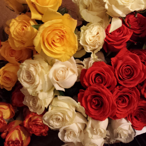 Florist «Paragon Flowers West», reviews and photos, 323 Walnut St, St Charles, IL 60174, USA