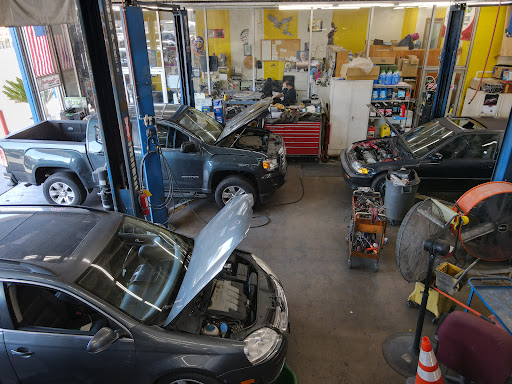 Auto Repair Shop «Rantz Auto Center», reviews and photos, 1941 Colorado Blvd, Los Angeles, CA 90041, USA