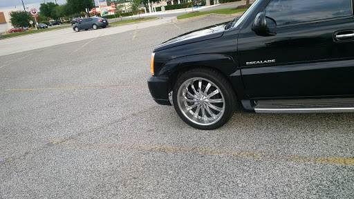 Car Wash «Dr Gleem Car Wash», reviews and photos, 3211 Cypress Creek Pkwy, Houston, TX 77068, USA