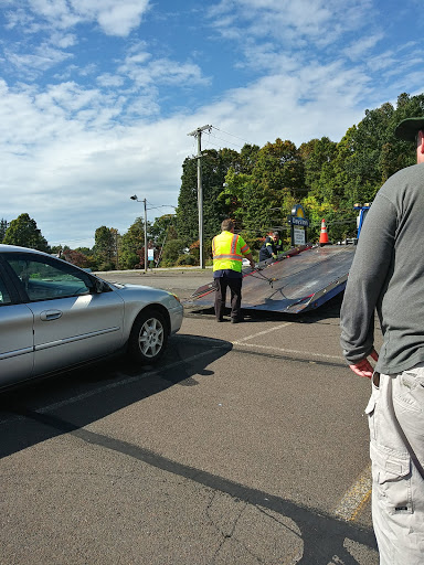 Auto Repair Shop «Meineke Car Care Center», reviews and photos, 658 Berlin Turnpike, Berlin, CT 06037, USA