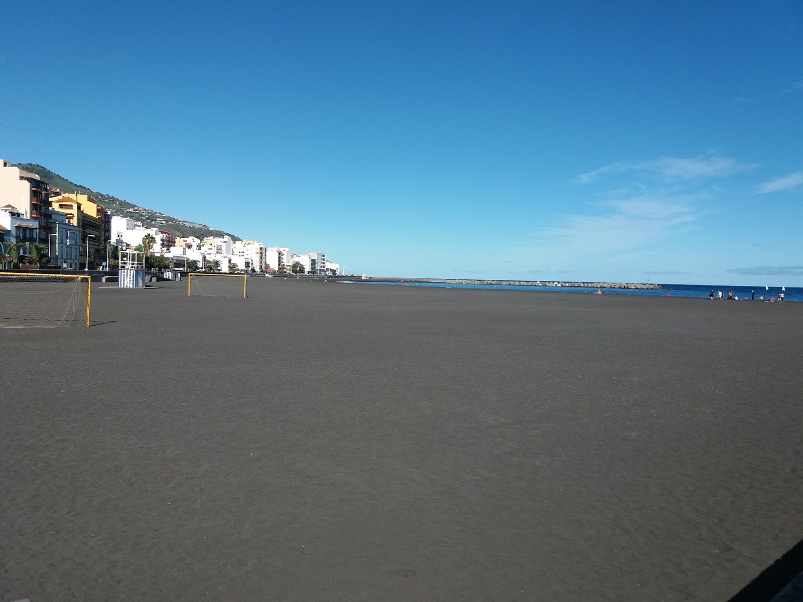 Foto de Playa de Santa Cruz - lugar popular entre os apreciadores de relaxamento
