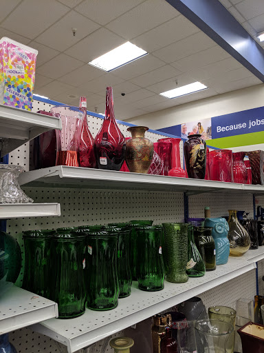 Thrift Store «Goodwill», reviews and photos, 3210 NE Sunset Blvd, Renton, WA 98056, USA