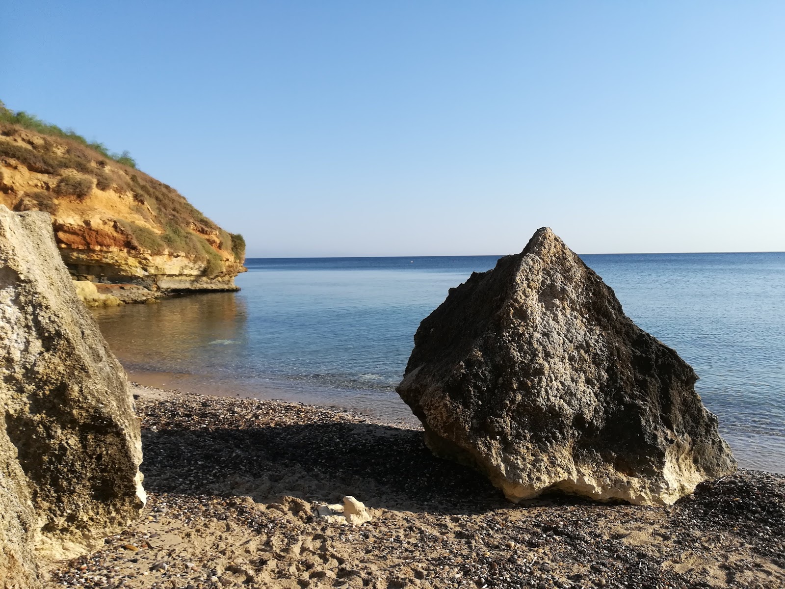 Fotografija Spiaggia di Farrizza divje območje