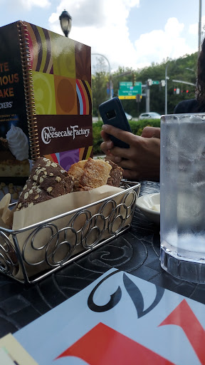 Restaurant «The Cheesecake Factory», reviews and photos, 1 Maple Ave, White Plains, NY 10601, USA