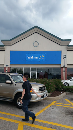 Discount Store «Walmart», reviews and photos, 199 JT Connell Hwy, Newport, RI 02840, USA