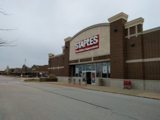 Office Supply Store «Staples», reviews and photos, 20015 South La Grange Road, Frankfort, IL 60423, USA