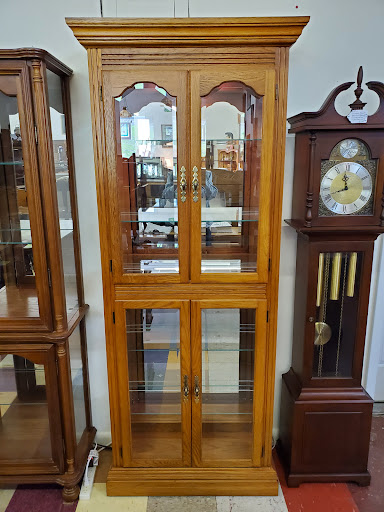 Furniture Store «Antiques To Present», reviews and photos, 1071 PA-100, Bechtelsville, PA 19505, USA