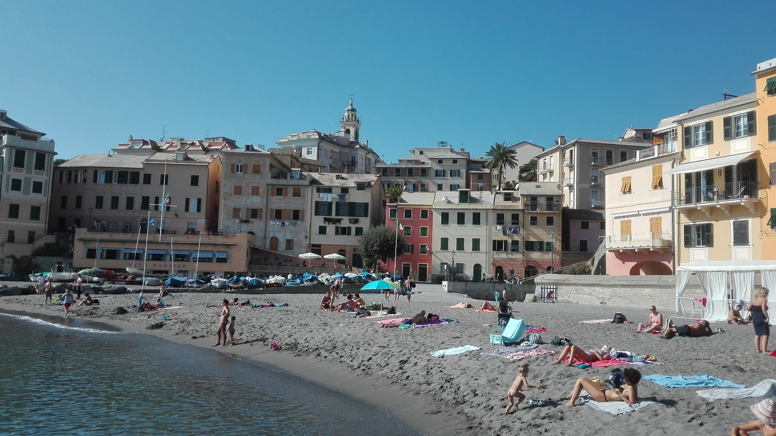 Spiaggia di Bogliasco 🏖️ Genoa, Italy - detailed features, map, photos, image size:1600x899