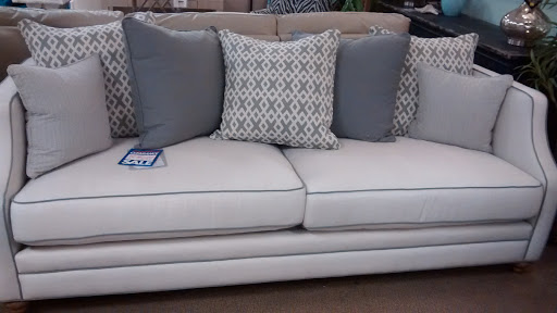 Furniture Store «American Signature Furniture», reviews and photos, 5455 University Pkwy, University Park, FL 34201, USA