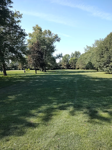 Golf Club «Warfield Greens Golf Club», reviews and photos, 34255 Utica Rd, Fraser, MI 48026, USA