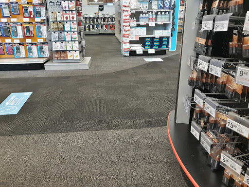 Office Supply Store «Staples», reviews and photos, 965 Loucks Rd, York, PA 17404, USA