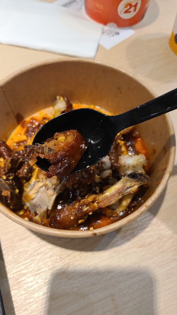 21Plus 大里門市 的照片