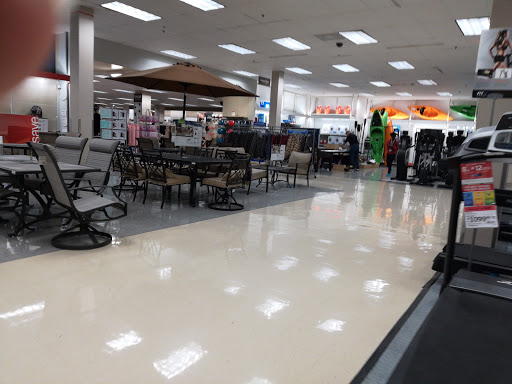 Department Store «Sears», reviews and photos, 8001 South Orange Blossom Trail, Orlando, FL 32809, USA