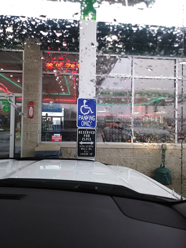 Convenience Store «Johnny Junxions», reviews and photos, 385 Hillcrest Way, Bedford, IN 47421, USA