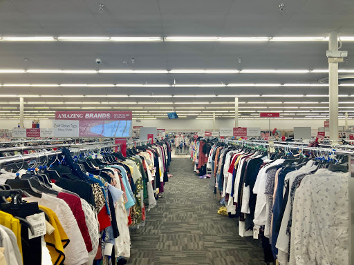 Clothing Store «Burlington Coat Factory», reviews and photos, 311 Rohnert Park Expy, Rohnert Park, CA 94928, USA