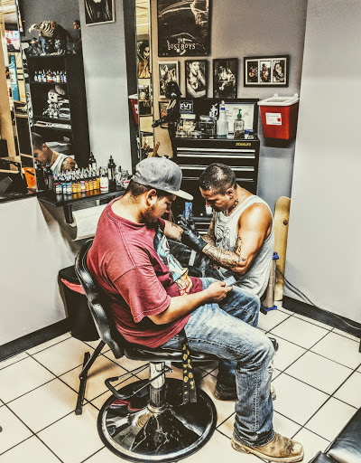 Tattoo Shop «R-N-R Custom Tattoos», reviews and photos, 3770 W Gulf to Lake Hwy, Lecanto, FL 34461, USA