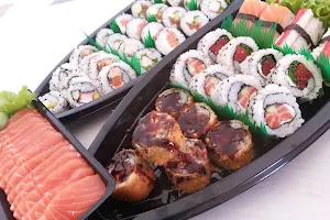 Kami Sushi Apucarana image