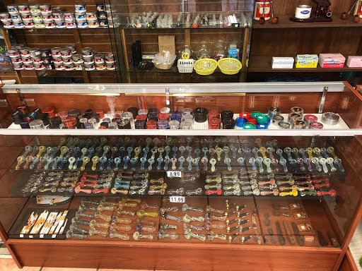 Tobacco Shop «California Tobacco Center», reviews and photos, 1501 Polk St, San Francisco, CA 94109, USA