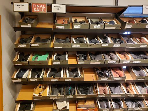 Shopping Mall «Liberty Village Outlet Marketplace», reviews and photos, 1 Church St, Flemington, NJ 08822, USA