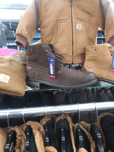 Clothing Store «Davis Jean & Fashion», reviews and photos, 4406 W Washington St, Indianapolis, IN 46241, USA