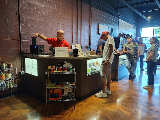 Tobacco Shop «Tobacco Town», reviews and photos, 17108 Fort St, Riverview, MI 48193, USA