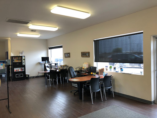 Used Car Dealer «Priced Right Auto Sales LLC», reviews and photos, 2020 W Deer Valley Rd, Phoenix, AZ 85027, USA