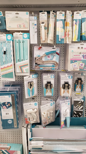 Fabric Store «Jo-Ann Fabrics and Crafts», reviews and photos, 23125 W Outer Dr, Allen Park, MI 48101, USA