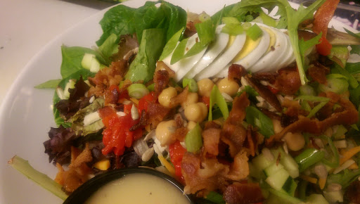 Movie Theater «Showcase Cinema de Lux Randolph», reviews and photos, 73 Mazzeo Dr, Randolph, MA 02368, USA