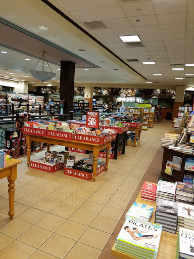 Book Store «Barnes & Noble», reviews and photos, 1 E Joppa Rd, Towson, MD 21286, USA