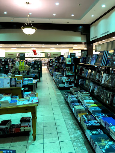 Book Store «Barnes & Noble», reviews and photos, 3102 Northline Ave, Greensboro, NC 27408, USA