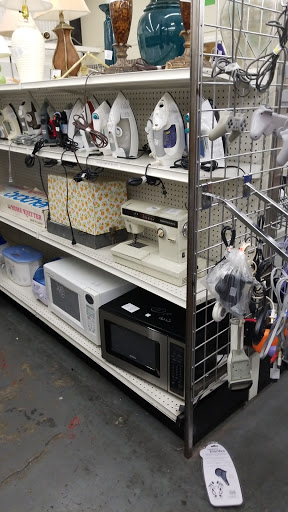 Thrift Store «Veterans Thrift Store», reviews and photos, 1190 Garey Ave, Pomona, CA 91766, USA