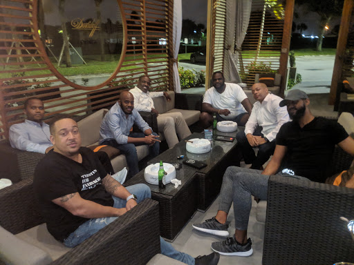 Tobacco Shop «Smoke Inn», reviews and photos, 801 Village Blvd #305, West Palm Beach, FL 33409, USA