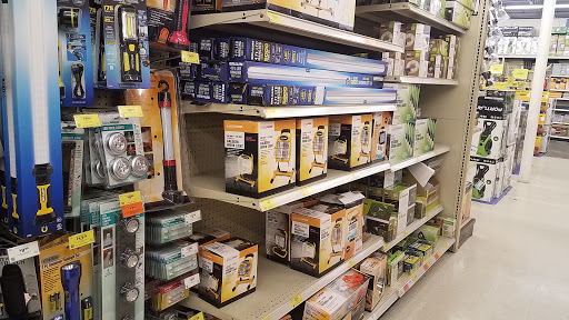 Hardware Store «Harbor Freight Tools», reviews and photos, 303 W Camp Wisdom Rd, Duncanville, TX 75116, USA