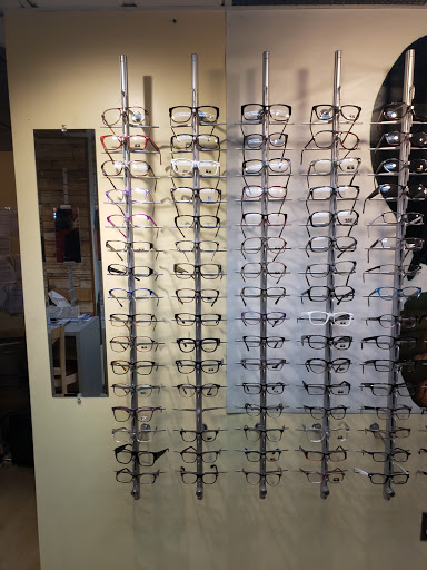 Eye Care Center «Eyeglass Encounters», reviews and photos, 1325 Market St, Philadelphia, PA 19107, USA